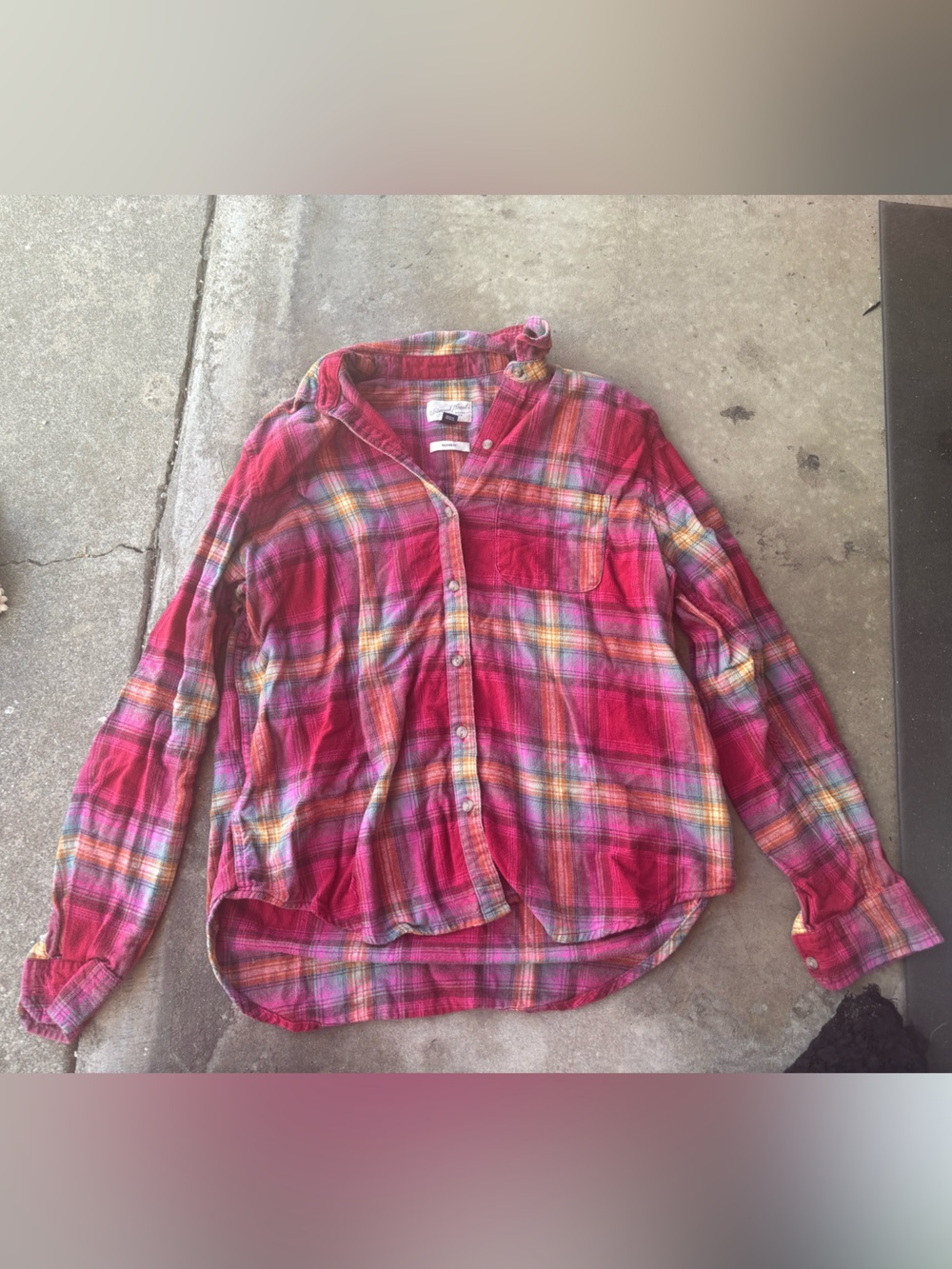 Universal Thread Girls Magenta Plaid Button-Down Shirt